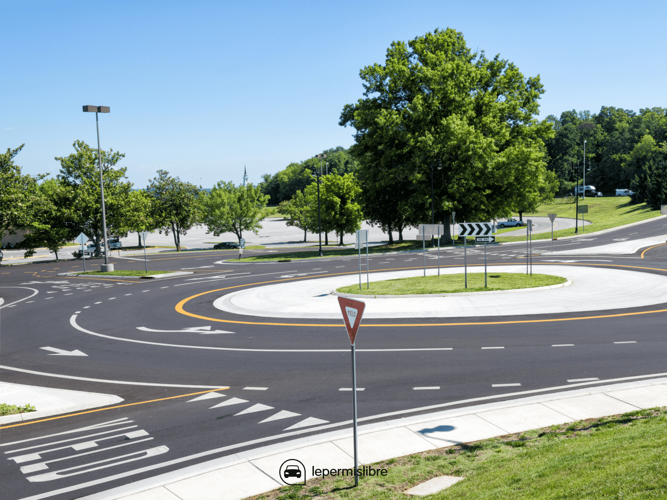 Comment rouler sans risque sur un carrefour à sens giratoire ?