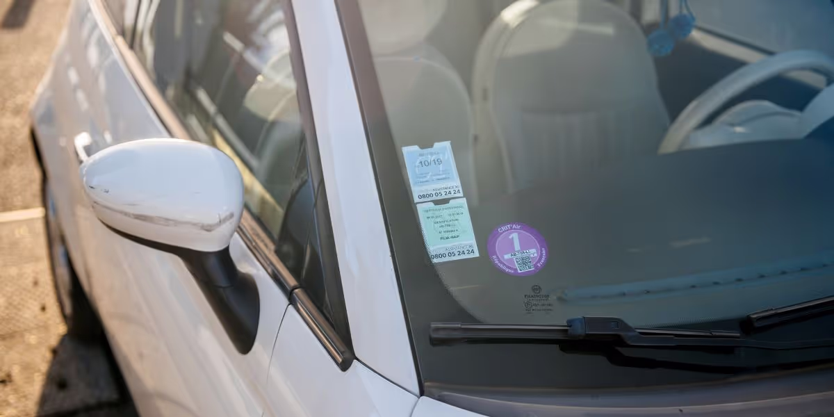 Image d'accueil de l'article Vignette assurance automobile : la fin de la carte verte en avril 2024