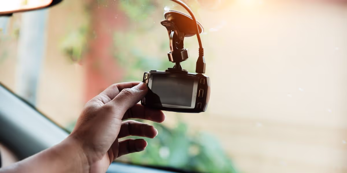 Image d'accueil de l'article La dashcam est-elle un accessoire utile pour votre assurance auto ?