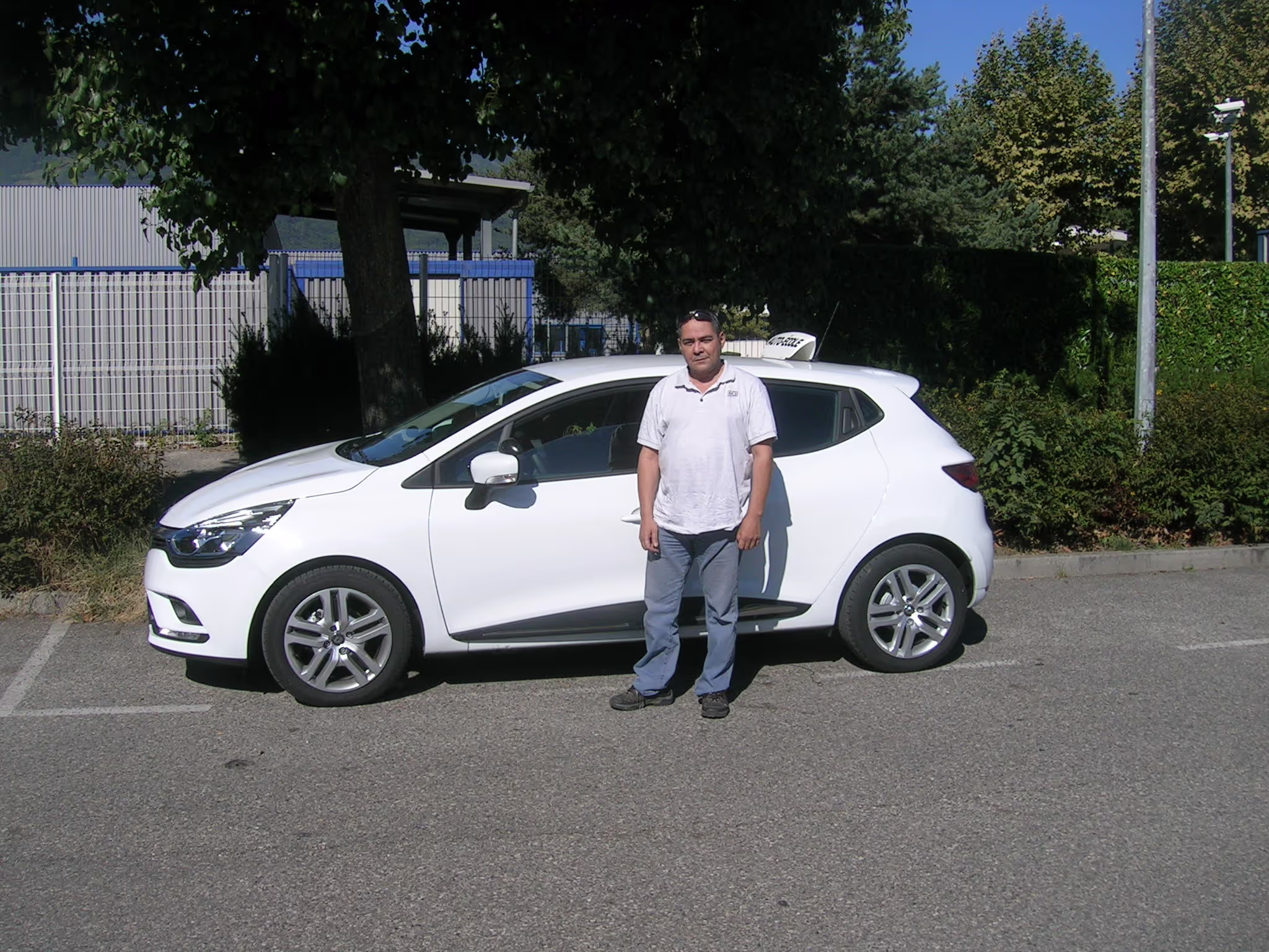 Entrevue avec Ahmed, enseignant de la conduite à Grenoble