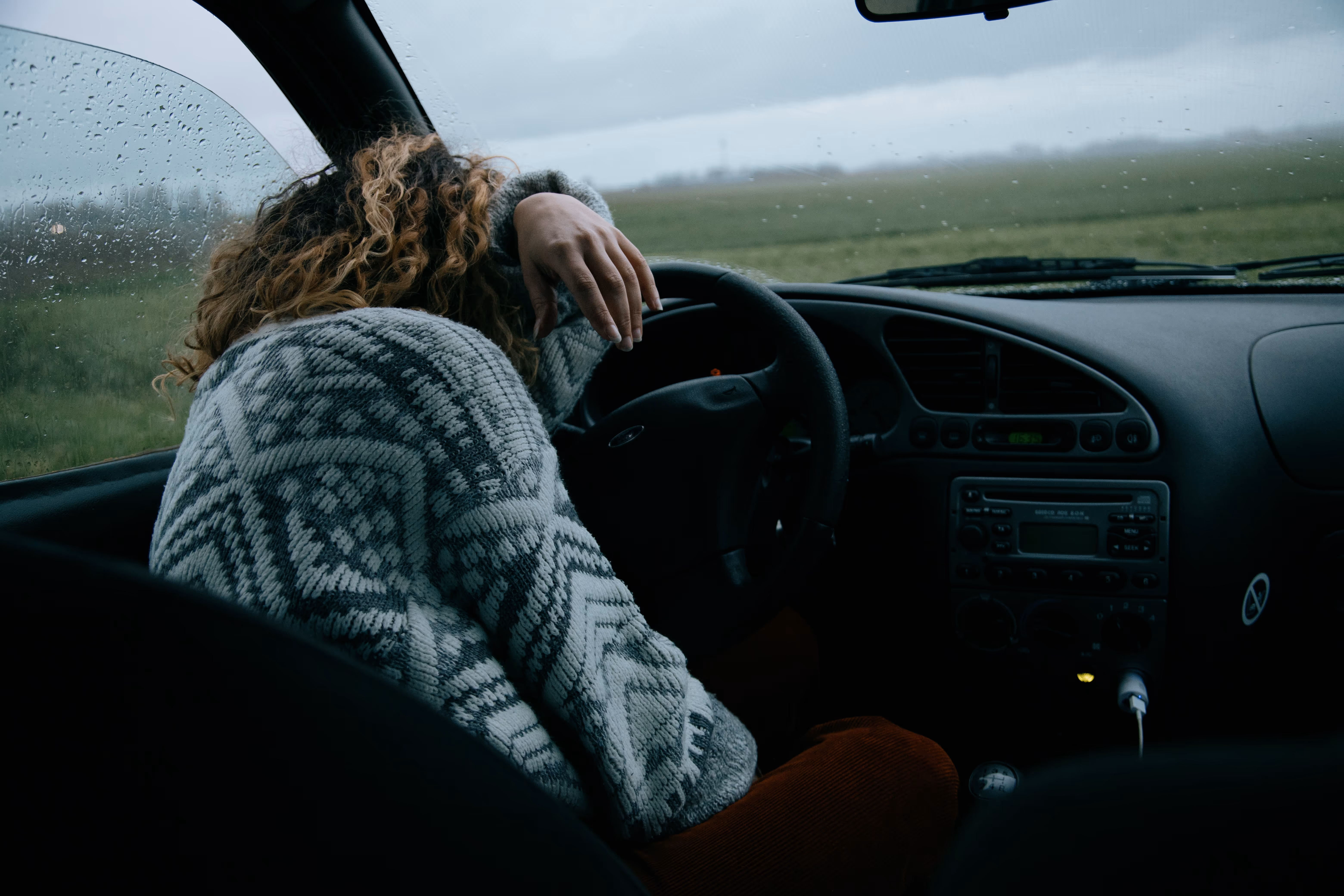 Fatigue au volant : que dit le code de la route ? (Signes et risques)