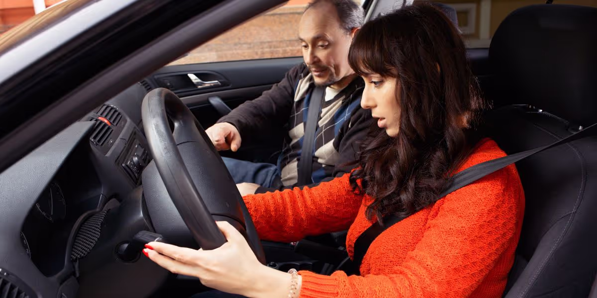 Permis de conduire à 17 ans : c’est possible depuis janvier 2024 !