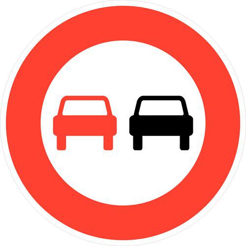 interdiction de dépasser un véhicule