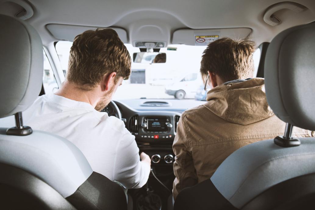 jeunes conducteurs voiture