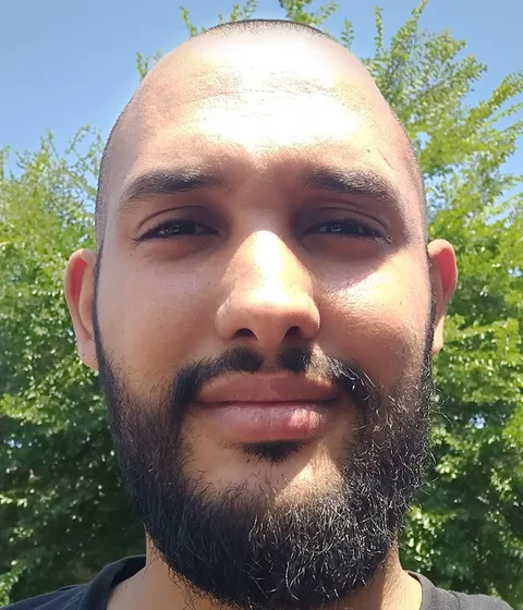 Jamel, moniteur diplômé d'État à Bures-sur-Yvette